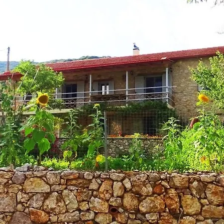 Holiday home Arkadia Traditional & Modern Stone House In Agridi *