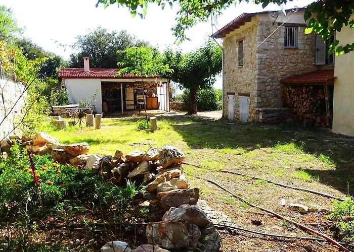 Arkadia Traditional & Modern Stone House In Agridi Holiday home