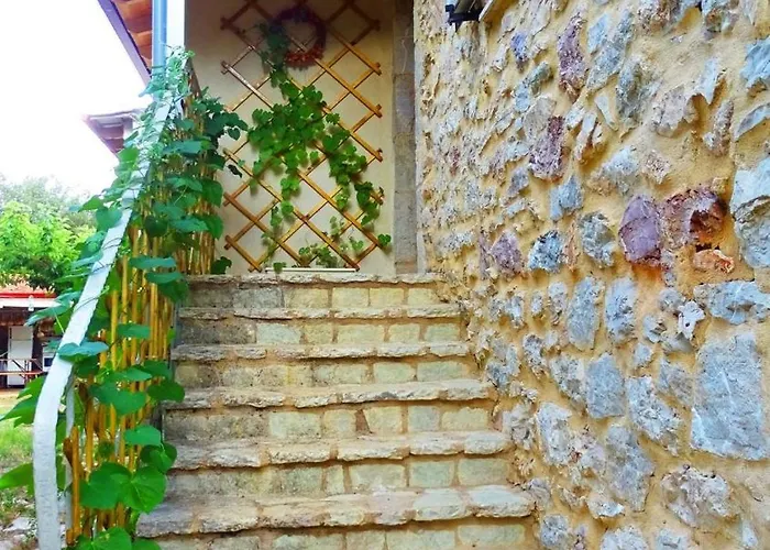 Arkadia Traditional & Modern Stone House In Agridi Agridhion